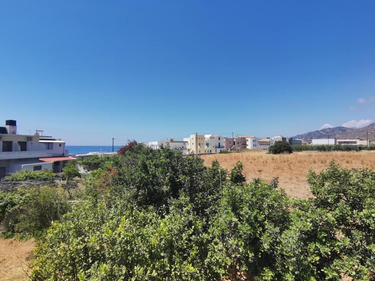 Βig Βlue Apartments Makrýgialos Eksteriør bilde