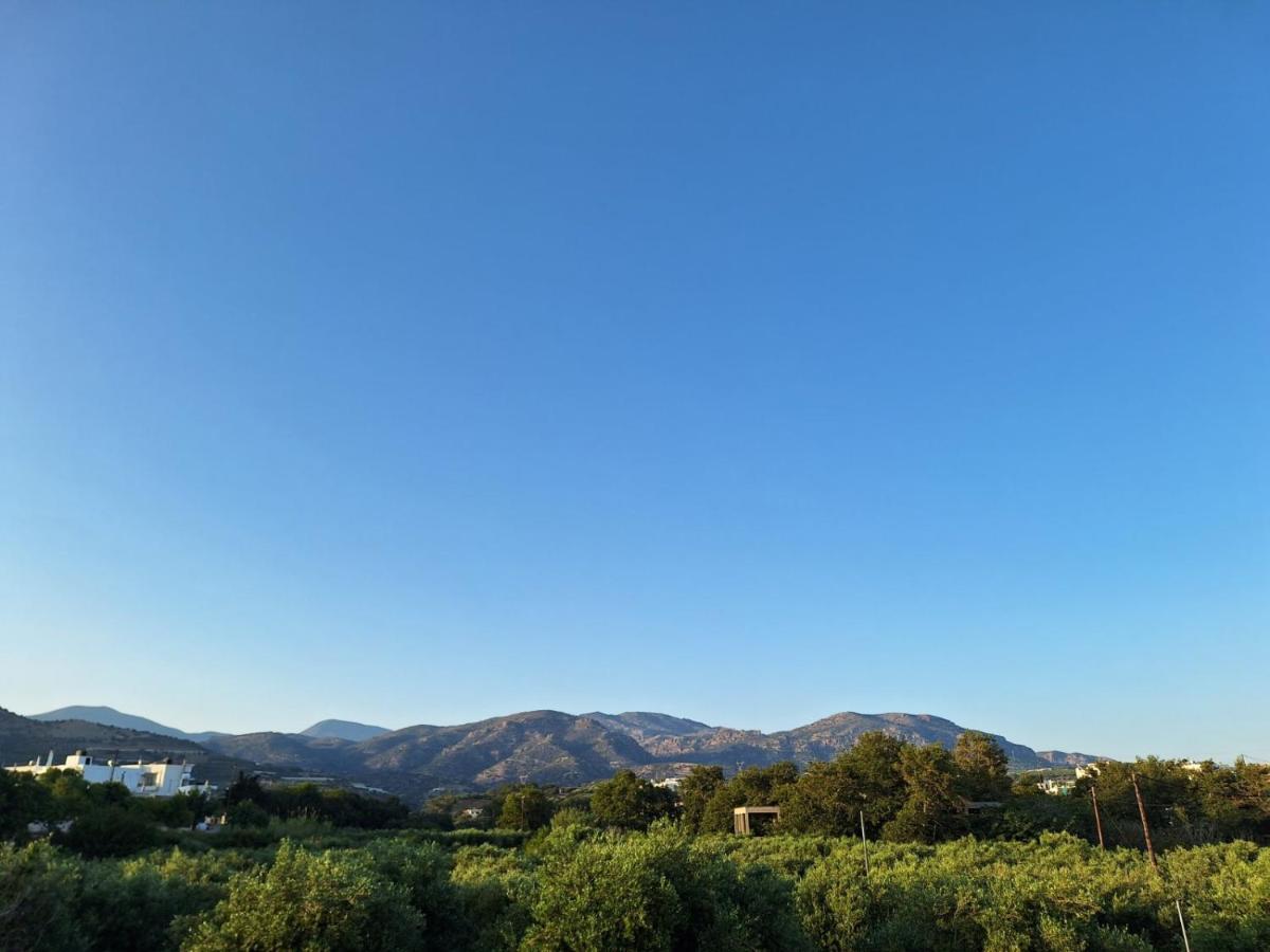 Βig Βlue Apartments Makrýgialos Eksteriør bilde