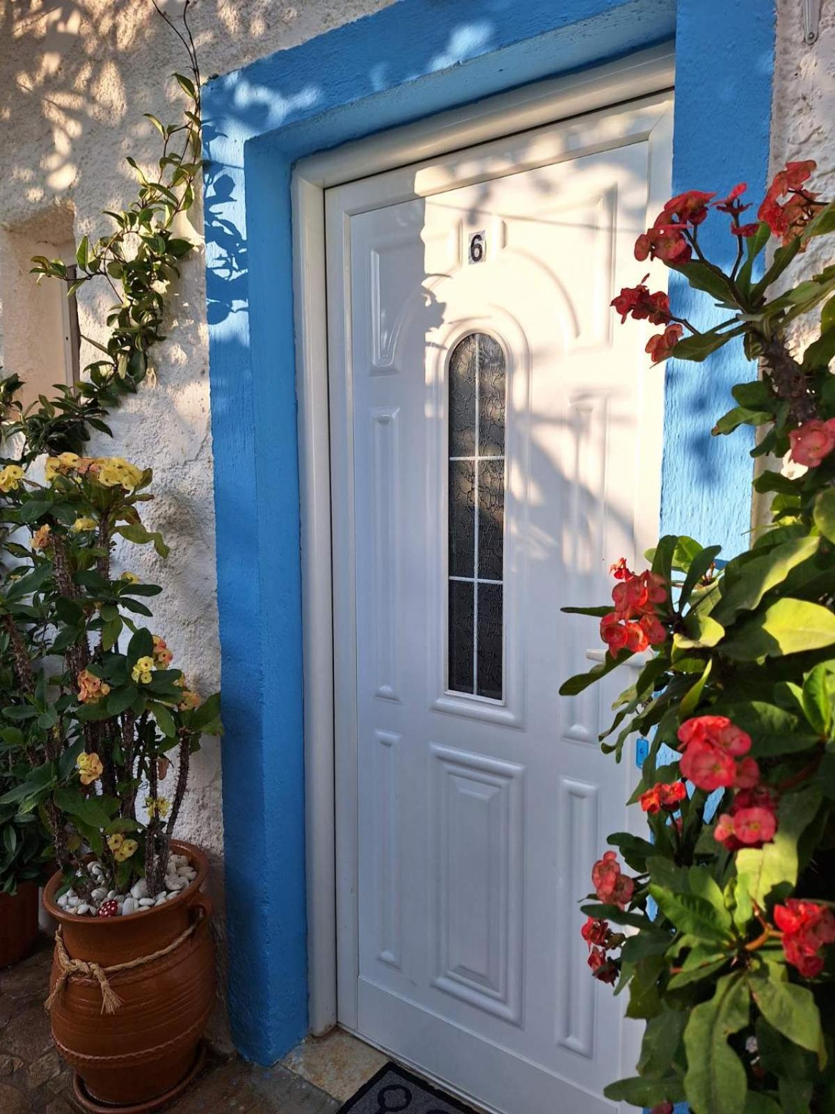 Βig Βlue Apartments Makrýgialos Eksteriør bilde