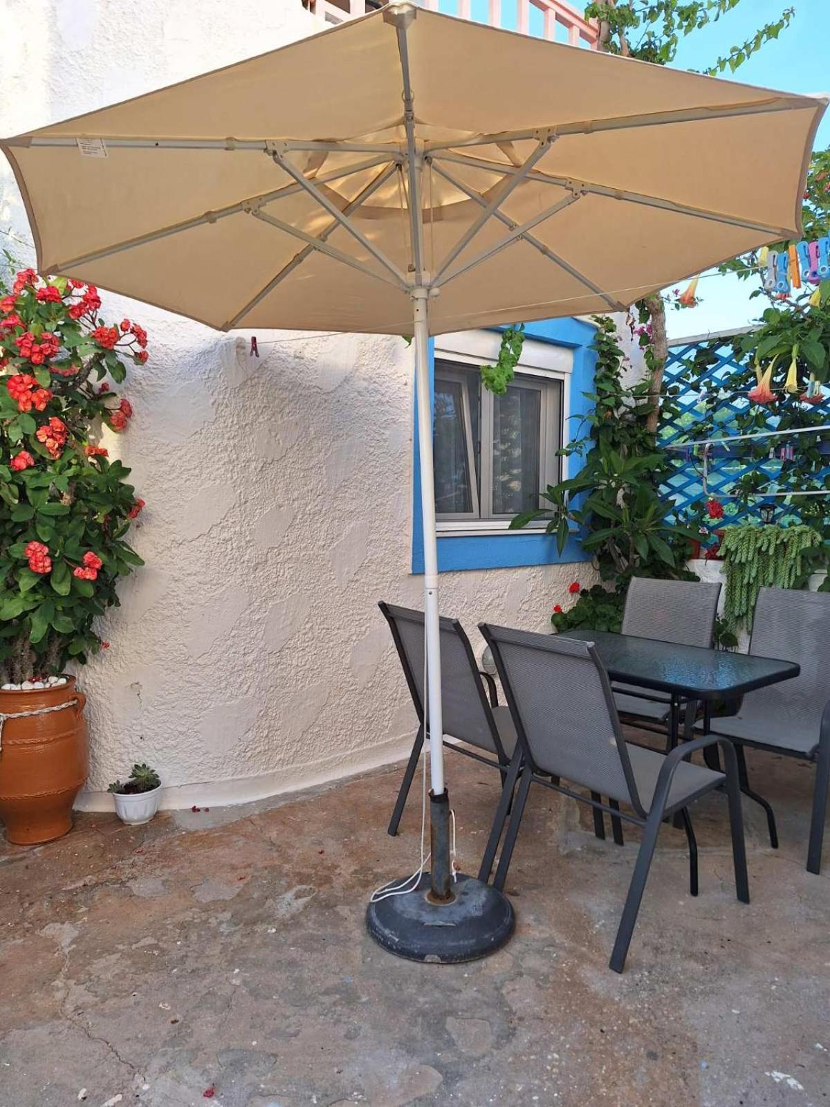 Βig Βlue Apartments Makrýgialos Eksteriør bilde